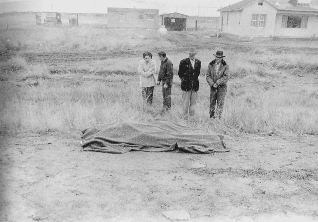 Accidente automovilístico. Carretera U.S. 66, entre Winslow y Flagstaff, Arizona.